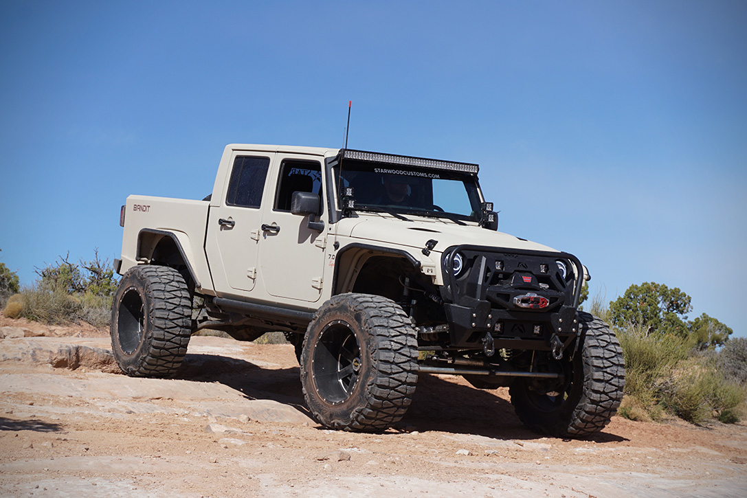 Starwood-Motors-2012-Jeep-Wrangler-Bandit-5