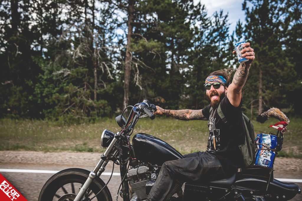 foreverthechaoslife-forever-the-chaos-life-legends-legendsbook-bookmoto-legendlivre-legendlivremoto-custom-amerique-arnoldmikey-mikeyarnold-4h10-4H10-bike-moto-motorcycle-ride-rider-roadtrip-trip-road