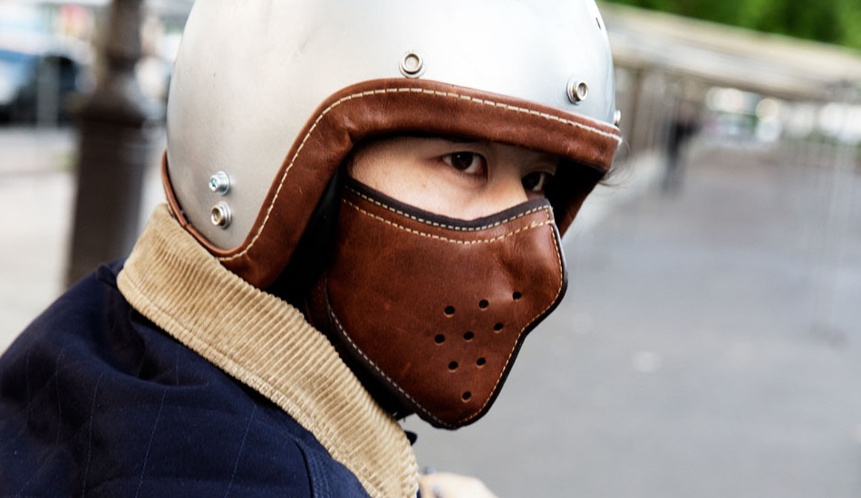 masque facial moto
