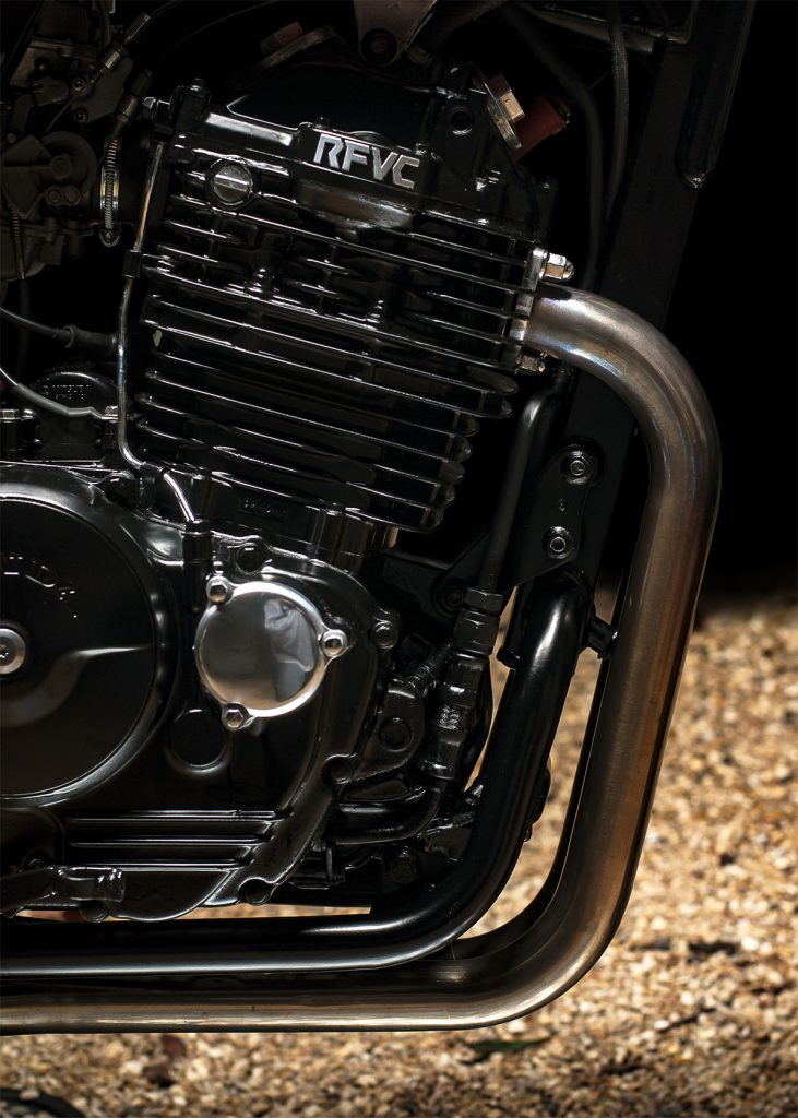 Kbuilt-BrapOne-honda-NX650-hondanx650-custom-Kustom-préparation-Brat-4h10-4H10-Moto-Motorcycle-Paris-new-bratstyle-style