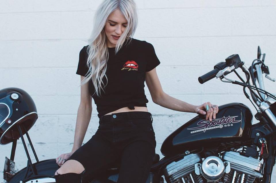 The Litas-womens-girls-rideuses-motardes-femme-femmes-motarde-groupe-club-moto-Hell Babes-France-custom-