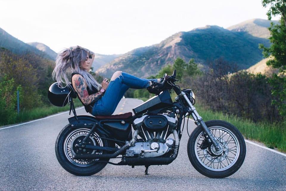 The Litas-womens-girls-rideuses-motardes-femme-femmes-motarde-groupe-club-moto-Hell Babes-France-custom-