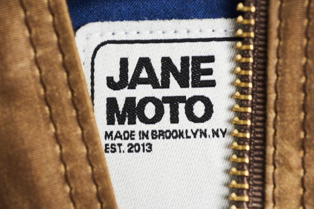 THE DRIGGS-JANE MOTORCYCLES-blouson-waxé-jacket-cuir-veste-été-main-CE-protection-Brooklyn-Jane-