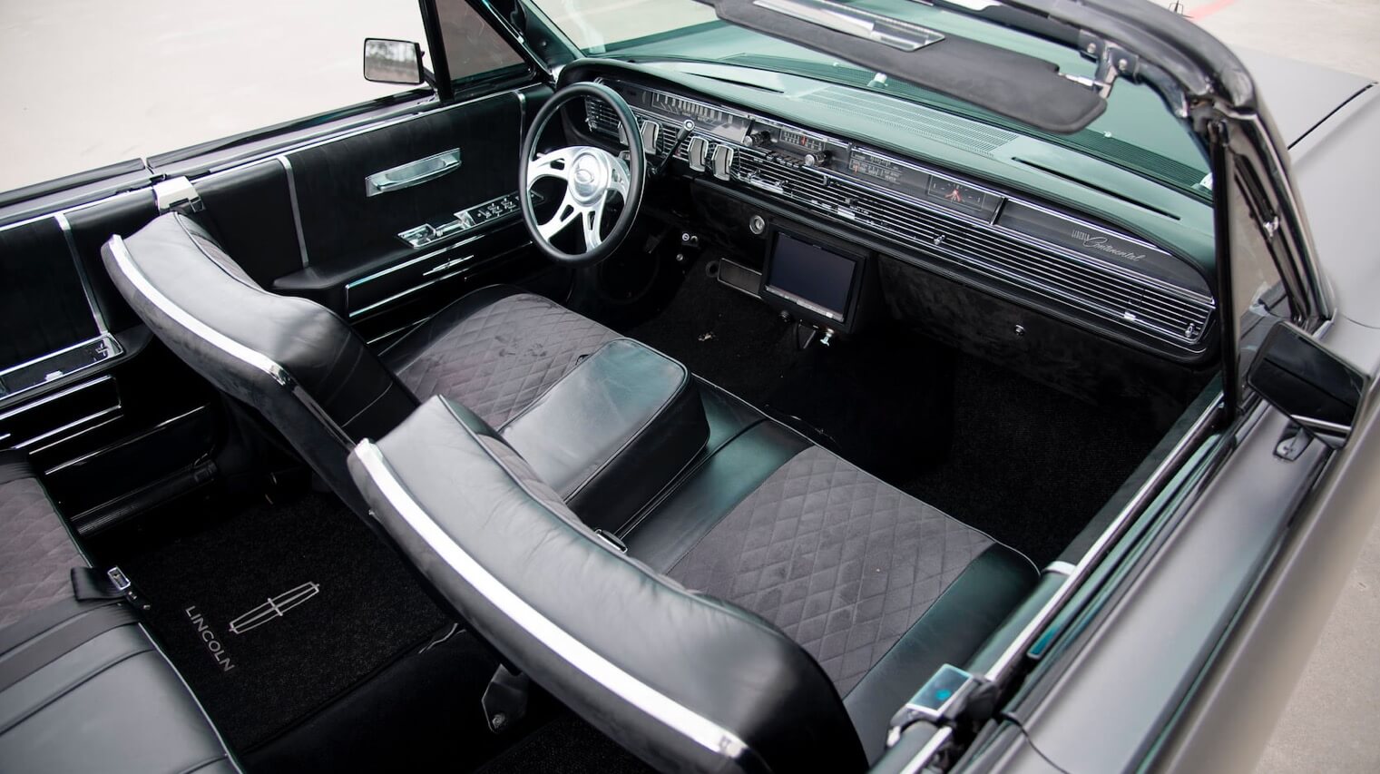 Lincoln continental convertible 1964