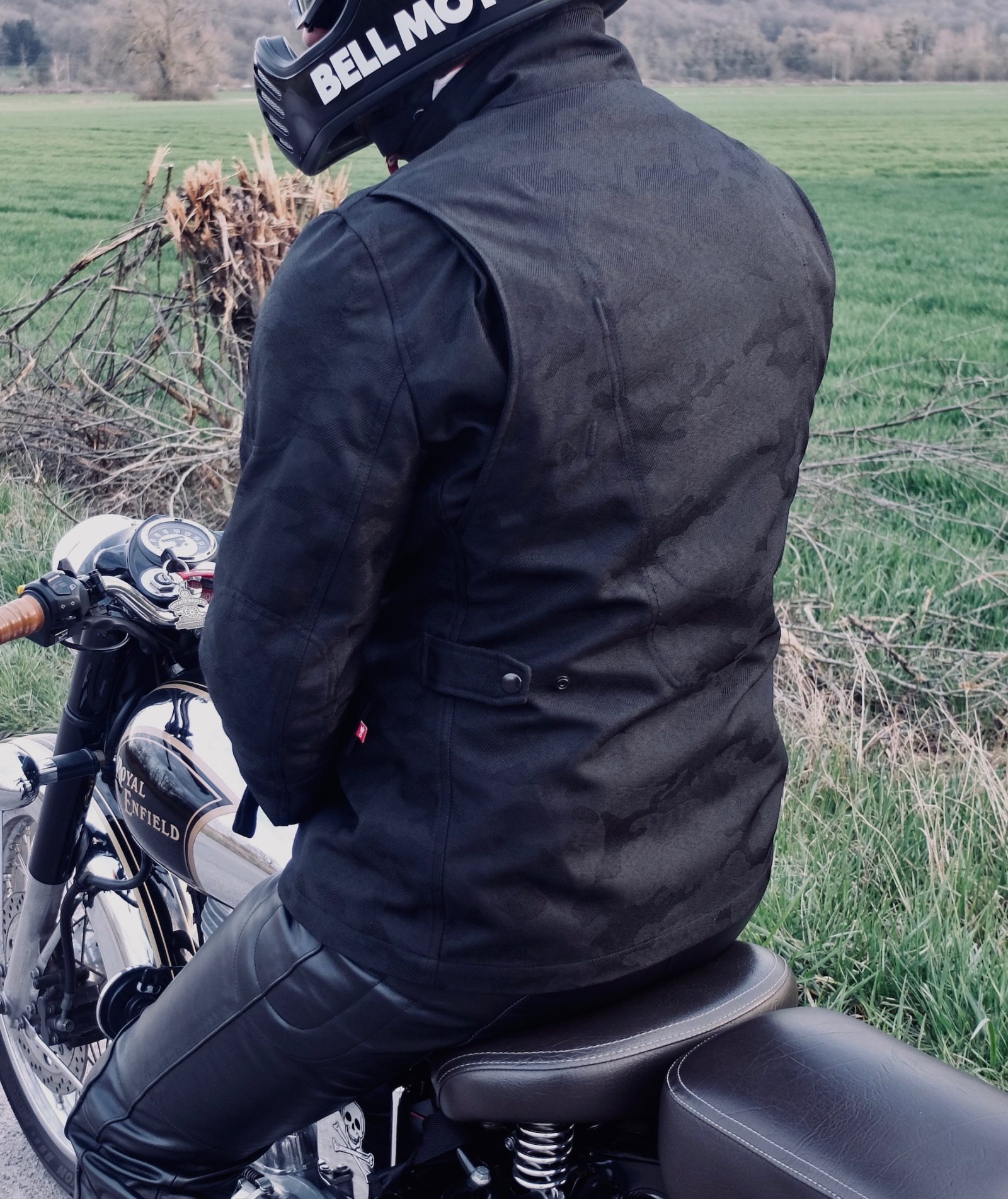 Essai de la M65 Field Motorcycle Jacket, la très bonne surprise lituanienne !