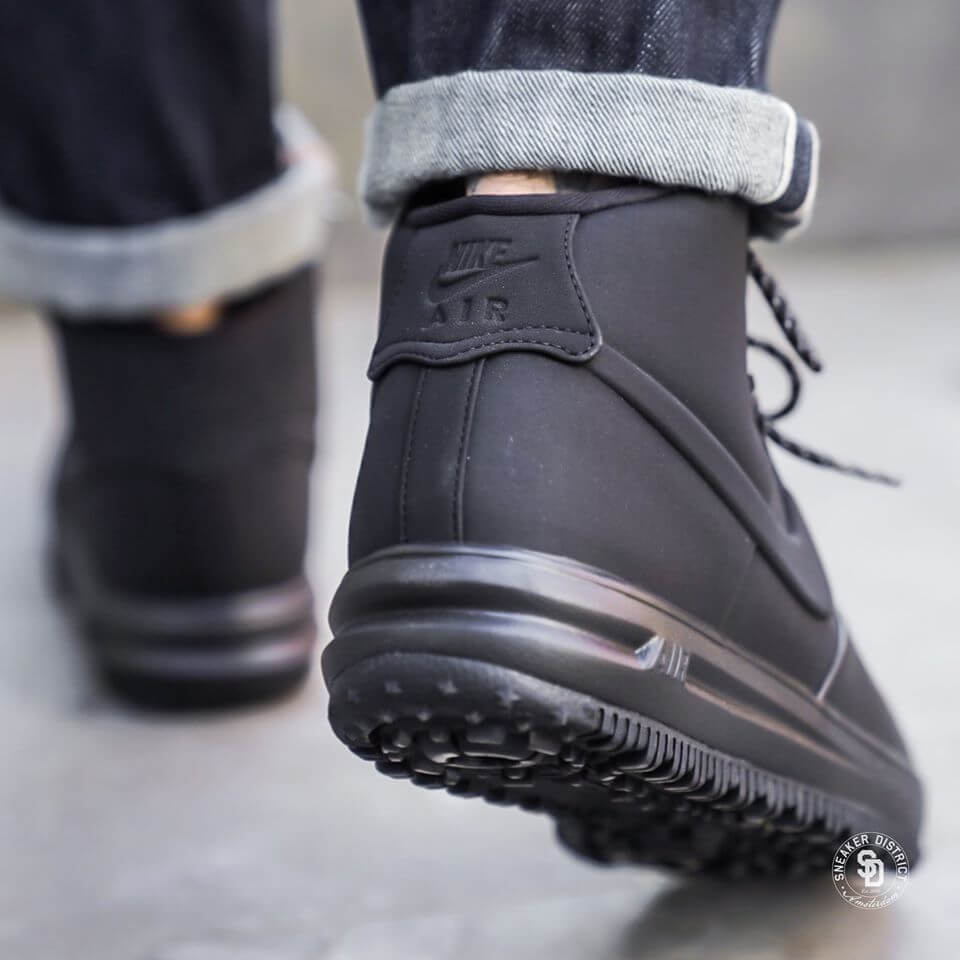 Nike lunar force 1 18 chaussure sneaker pluie étanche waterproof noir