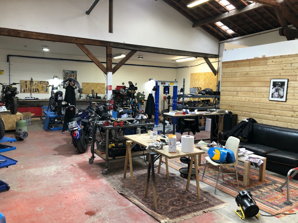 MotoTherapy : garage et atelier collaboratif à Paris !
