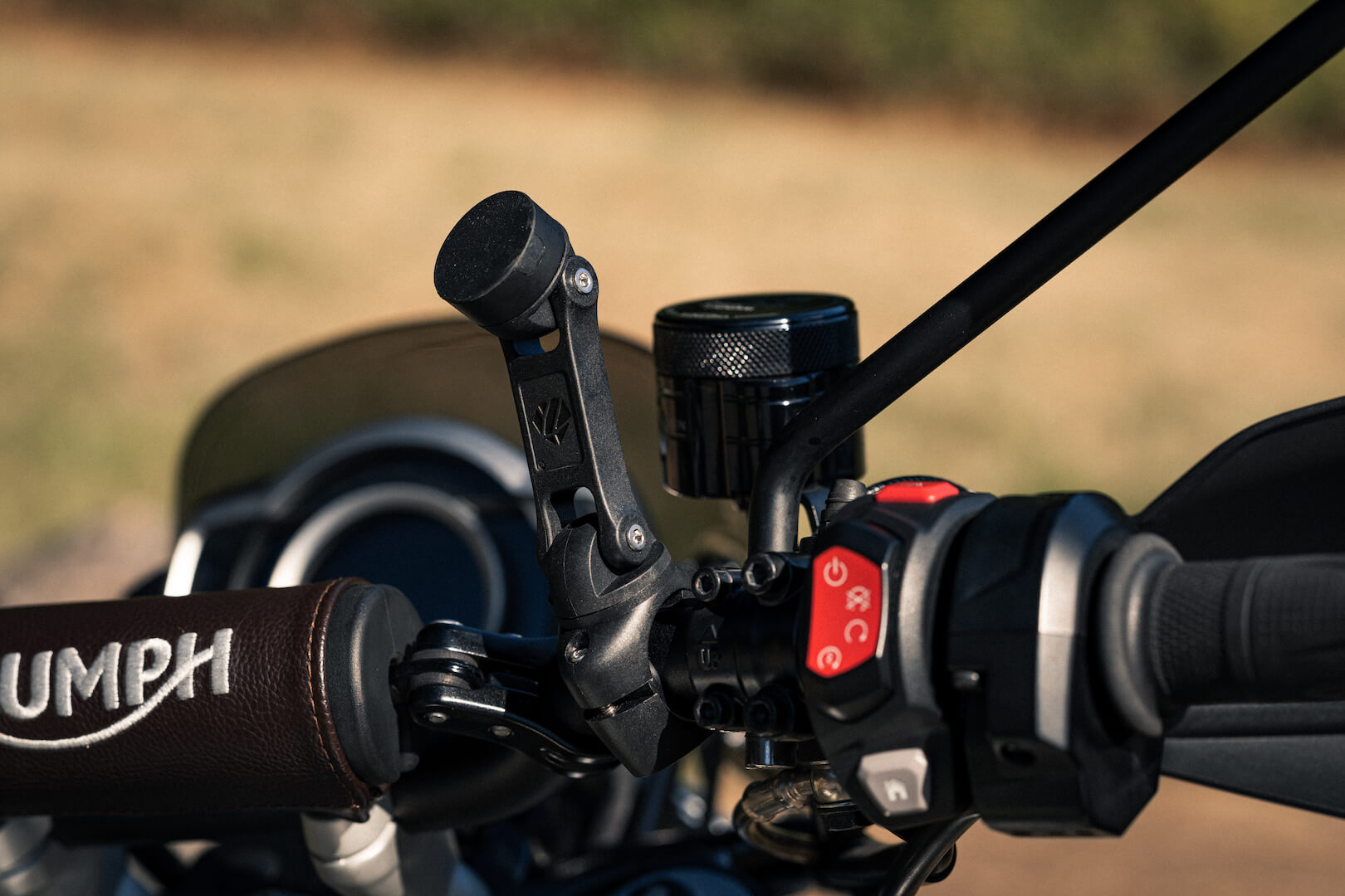 Shapeheart Motorcycle Bundle Boost Support magnétique pour smartphone pour  guidon de tige de moto - meilleurs prix ▷ FC-Moto