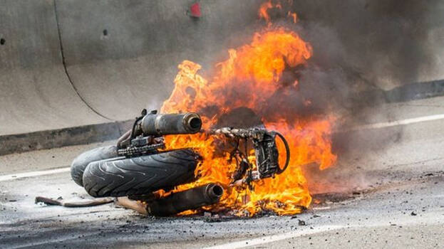 ELEMENT FIRE : Un extincteur pour moto !