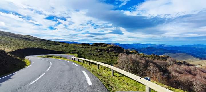 ITZULI, Ride en terres basques