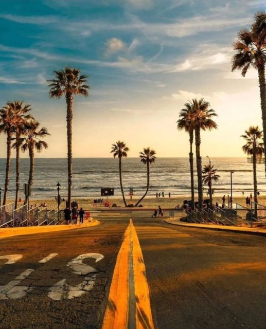 Californian vibs 6 objets couverture.