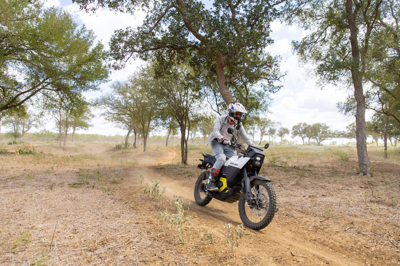 Can-Am Pulse et Origin : Le test complet des 2 motos électriques du géant canadien