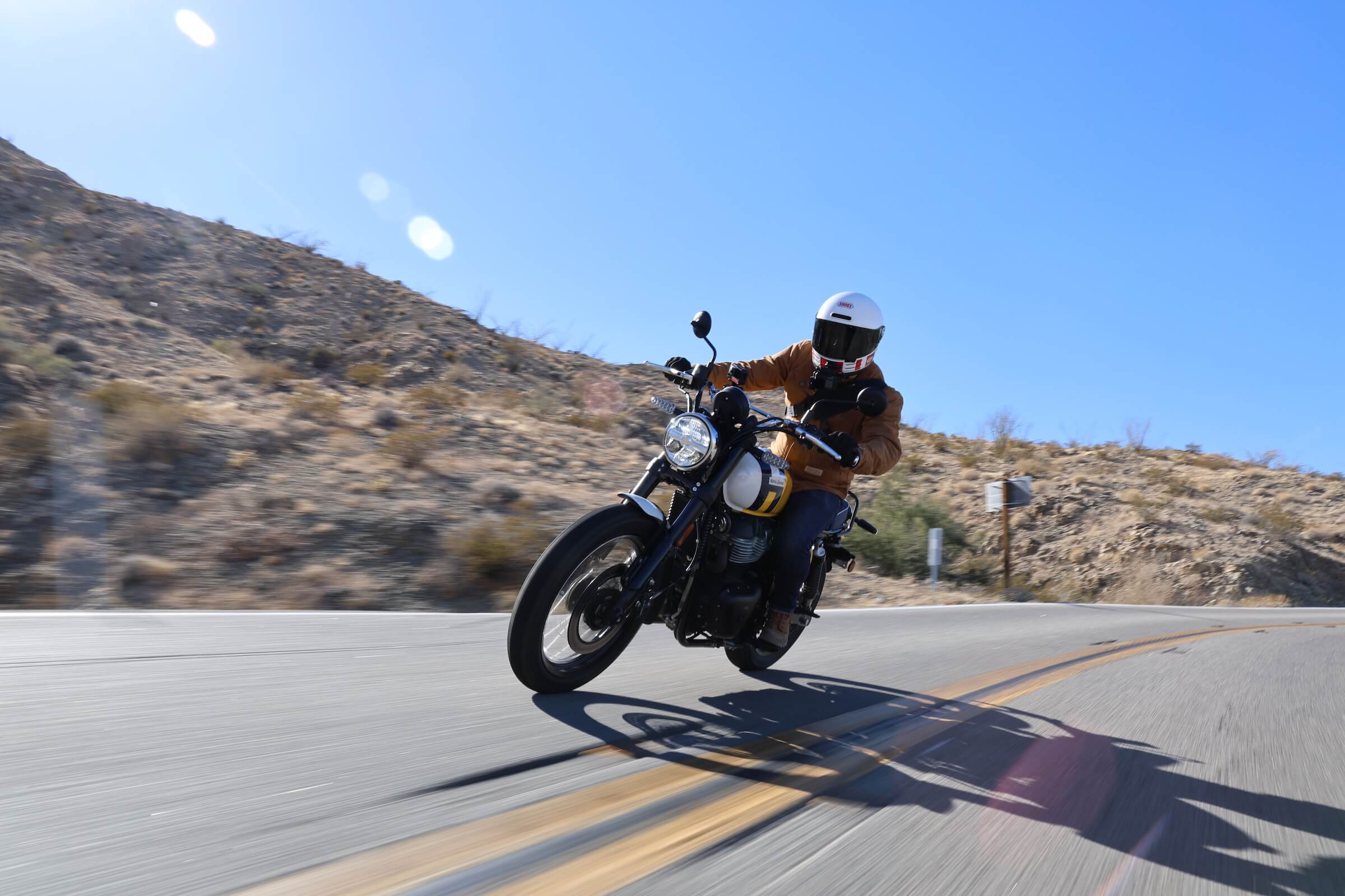 test avis Royal Enfield bear 650 essai 4h10