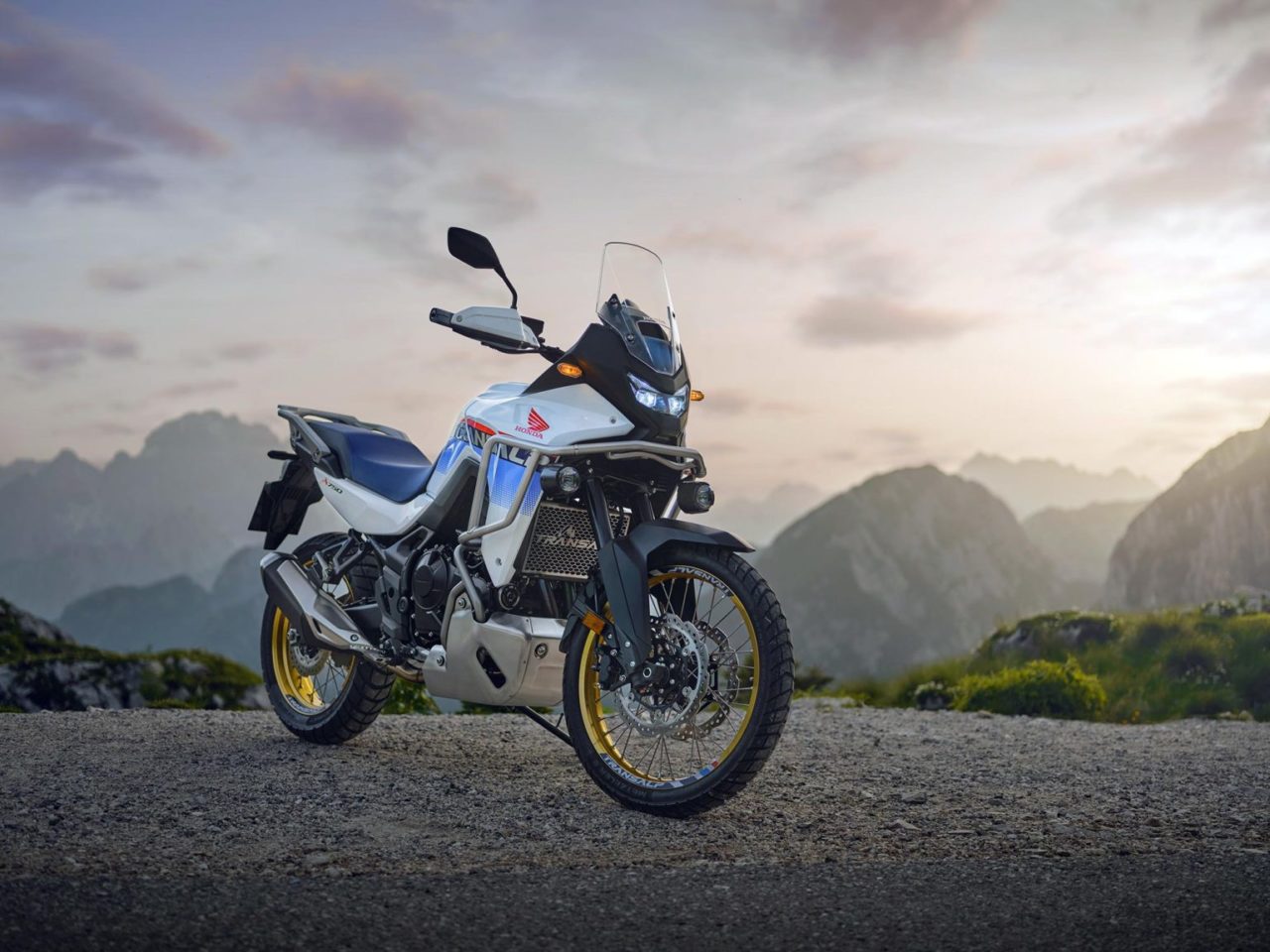 HONDA XL 750 TRANSALP 2025 (R)ÉVOLUTION ?