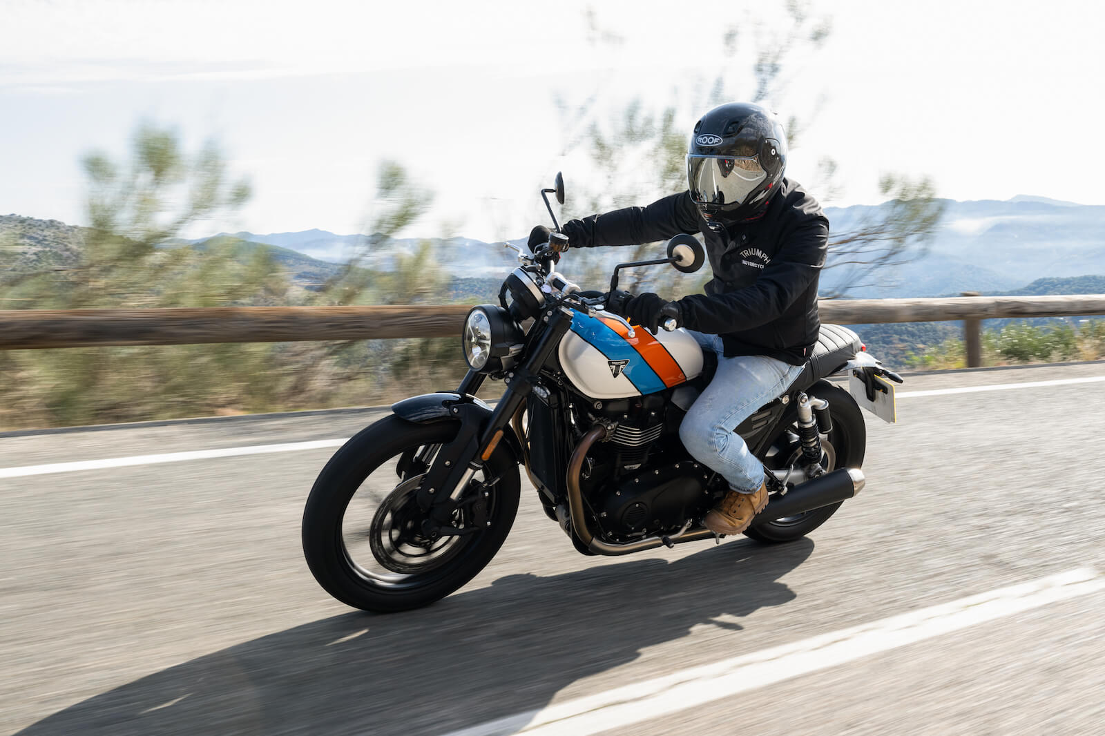 Triumph Speed Twin 900 2025 test essai avis 