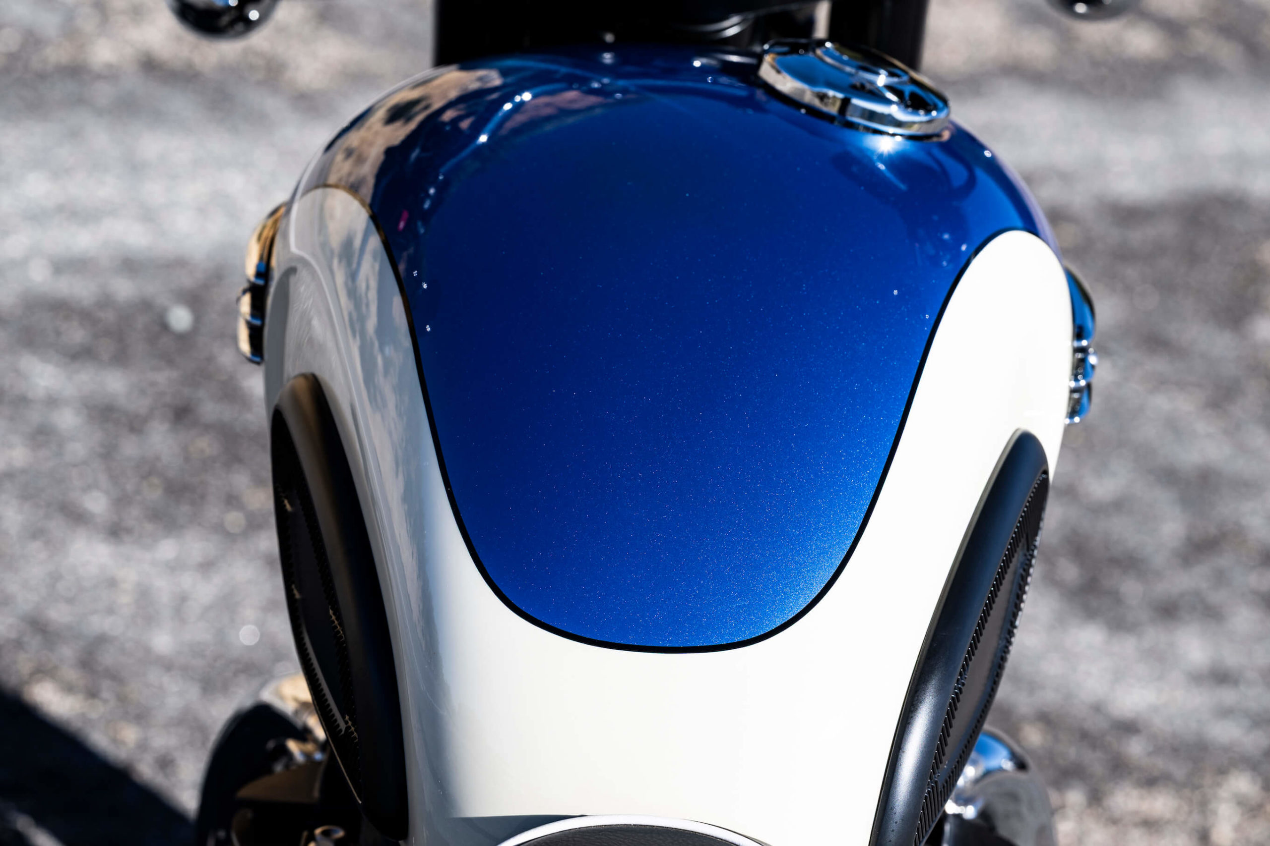 triumph modern classics 2026 T120 bonneville reservoir