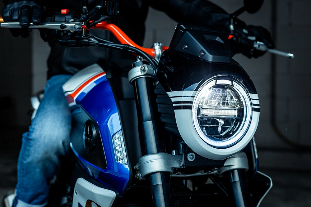 Mash 750 FR X Cafe Racer